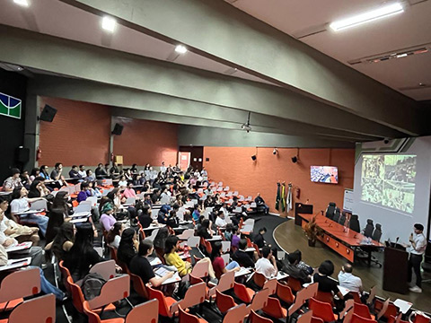 MEXT Scholarship explaining meeting, University of Brasila