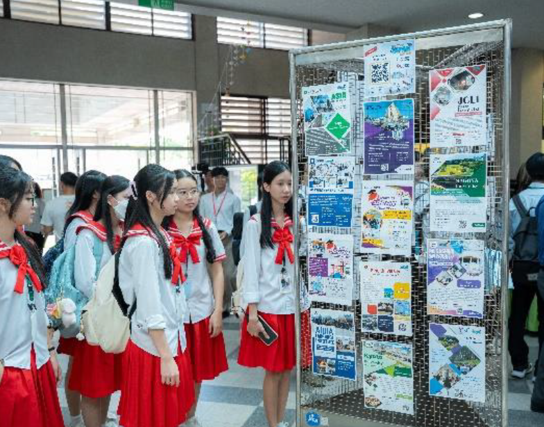 日本留学フェアinカンボジア