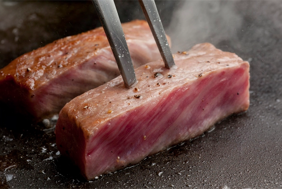 Kaghoshima black beef